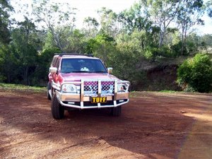 Nissan Navara - D22 TUFF Bullbar