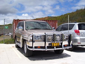 Toyota LandCruiser - 100 Series TUFF Bullbar